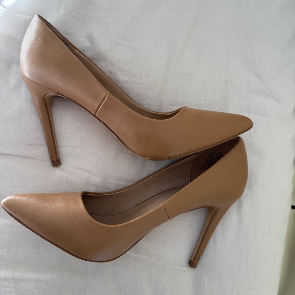 Fashion Nova Pearl-Studded Sandals - Beige - Picture 5 of 12